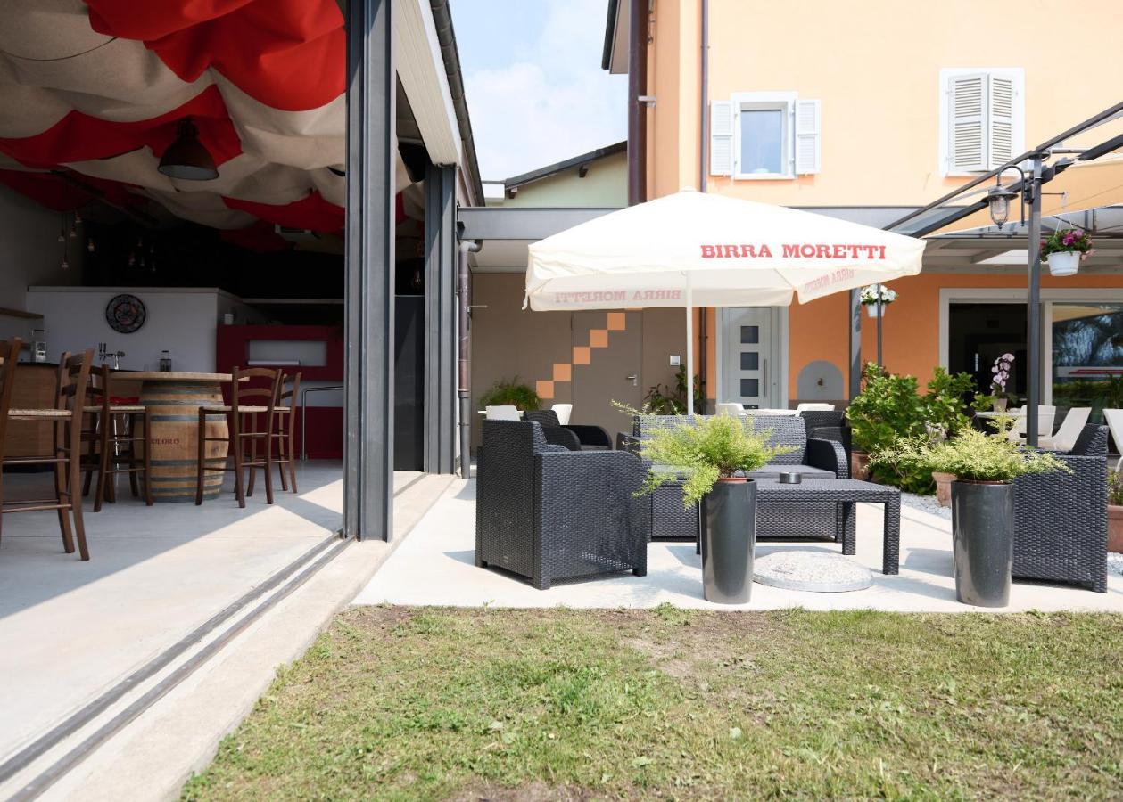Albergo Ristorante Stazione Balerna Kültér fotó
