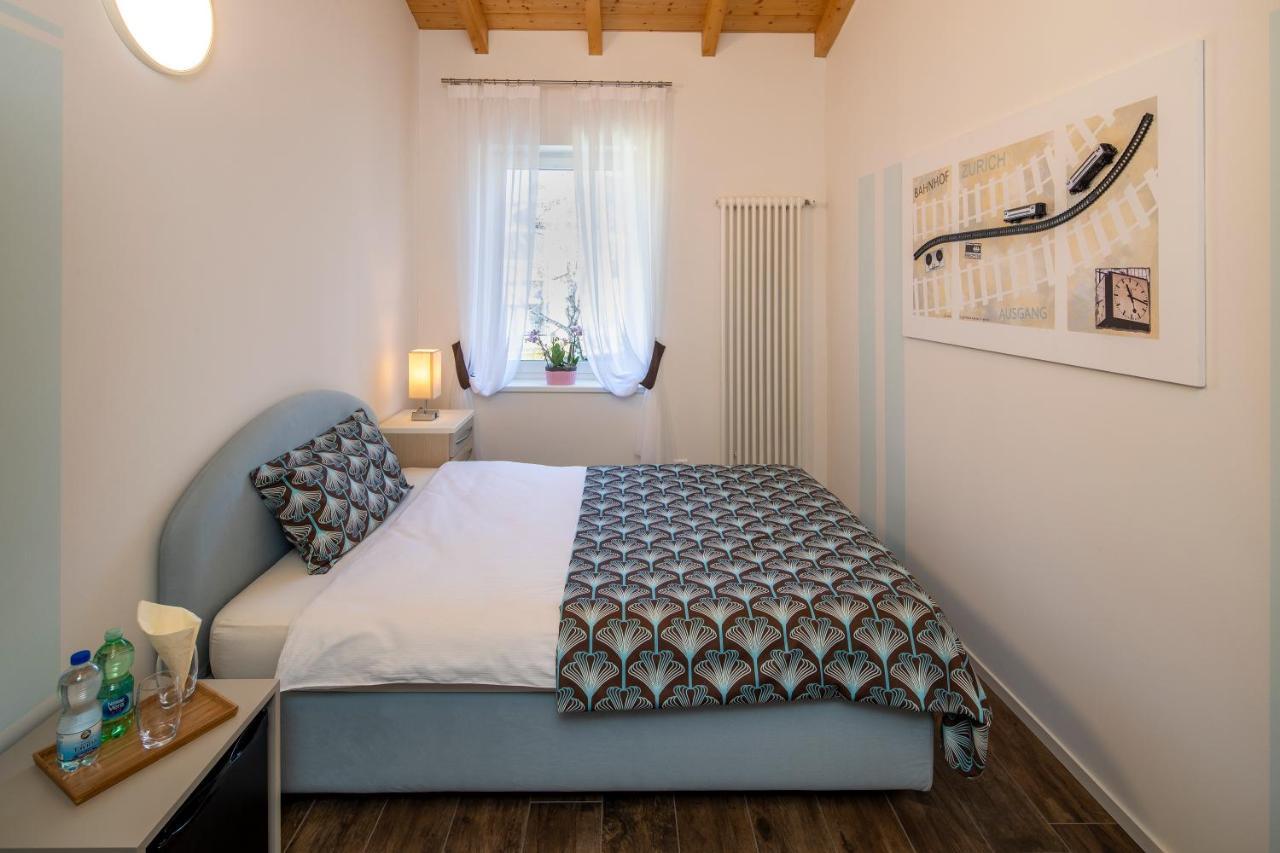 Albergo Ristorante Stazione Balerna Kültér fotó